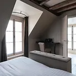 Hotel Saint-Louis En L\'Isle - Notre-Dame