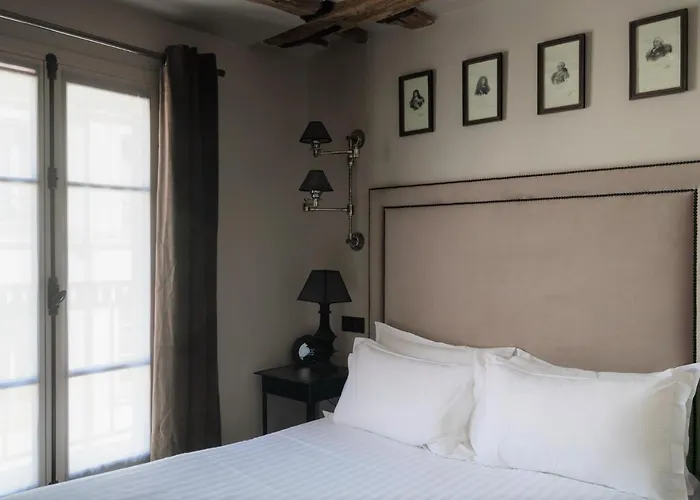 Hotel Saint-Louis En L\'Isle - Notre-Dame